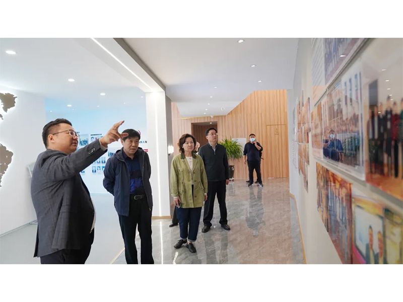 热列欢迎 || 新乡市科协党组书记、主席杜广润一行莅临多宝网页版_多宝(中国)
考察调研